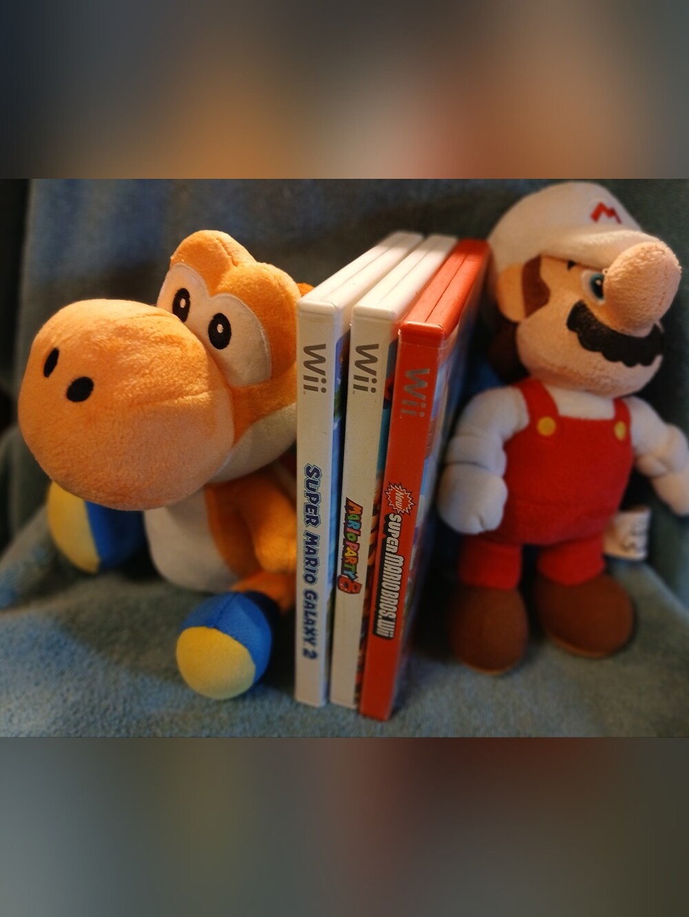 Mario Bundle. 3 Wii Mario Games And 2 Plushies.       FF#406